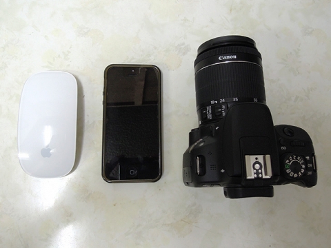 Canon EOS Kiss X7 サイズ比較 iPhone5 Magic Mouse