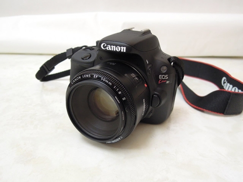 Canon EOS Kiss X7と EF50mm F1.8 II
